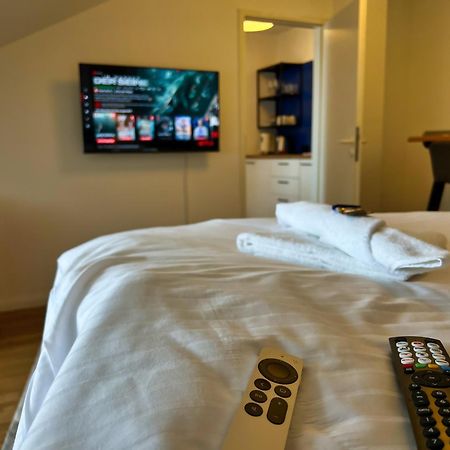 Nr 2 Modernes Apartment In Historischer Marktplatzlage 56 Qm # Cosiness Company 22 Шверин Екстериор снимка